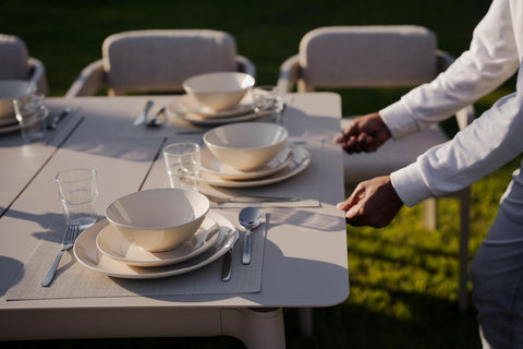 LIMBOURG BEIGE VERSATILE DINING SET L-215CM (EXPANDABLE TO 315CM) - مجموعة طاولة الطعام ليمبورغ بيج متعددة الاستخدامات