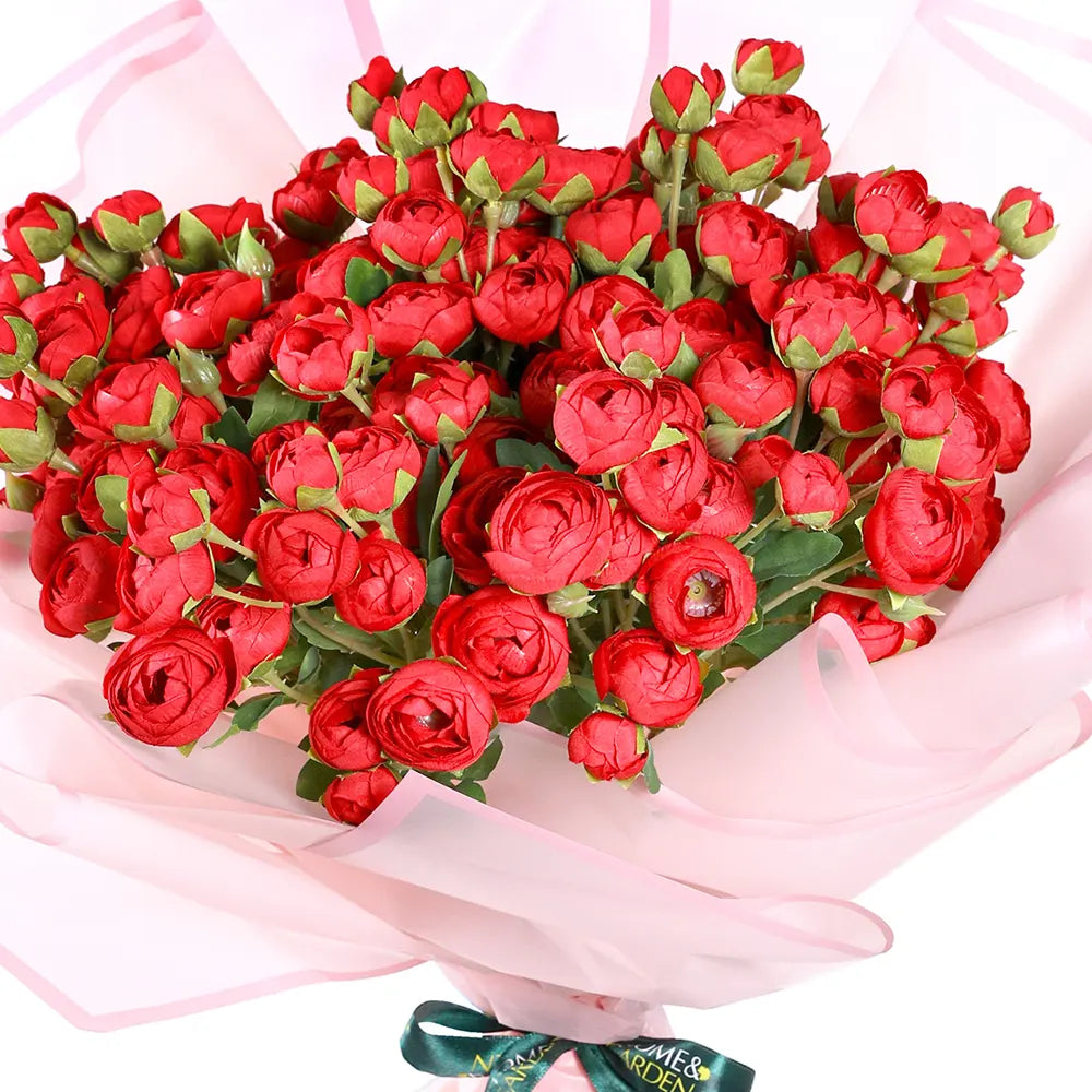 هوماتا تيرماني في حوض أزرق عتيق