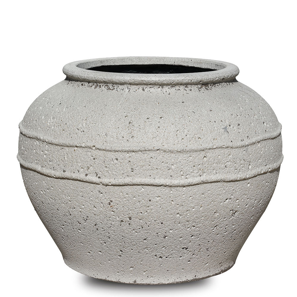 BOZEN PLANTER CHALK WHITE D42CM - حوض بوزن اللون الأبيض المميز 